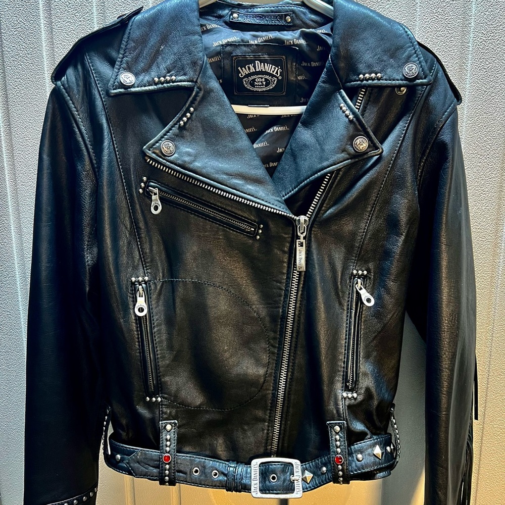 High quality leather stylish jacket.